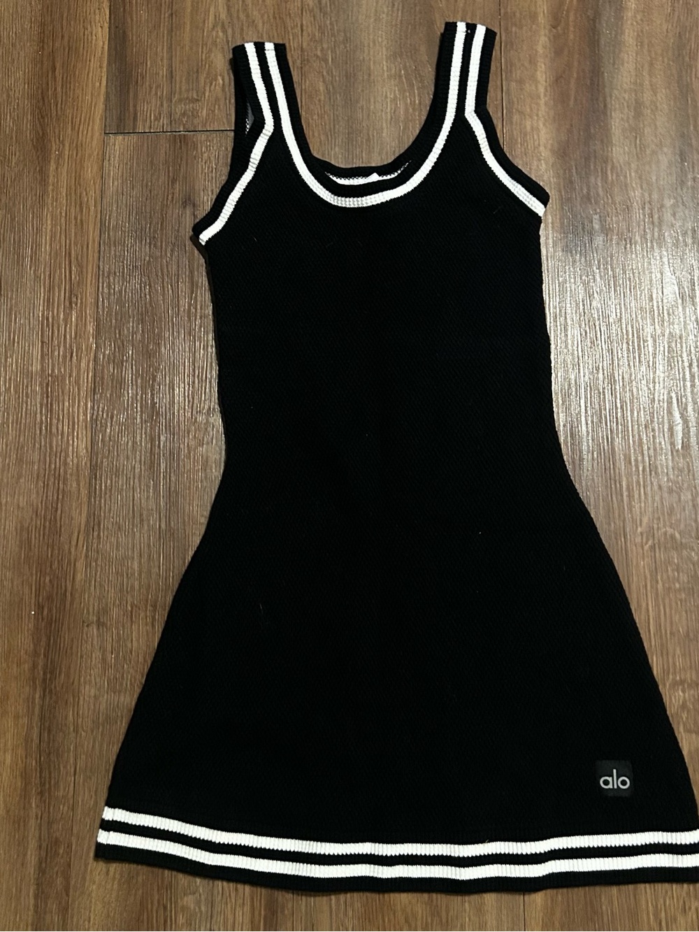 ALO Yoga Tennis Club Sweater Knit Dress Black/Ivory Size Xxs